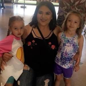 Meet your Posher, Megan